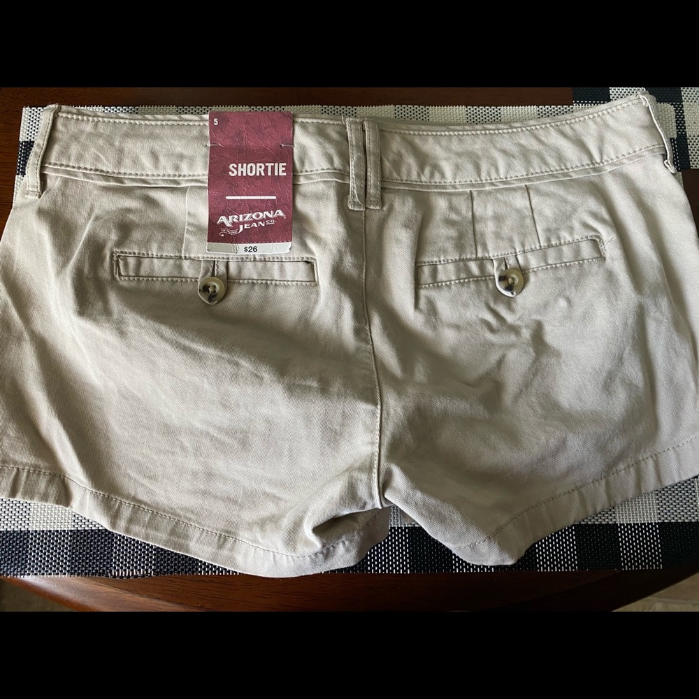 NWT shorts - Arizona